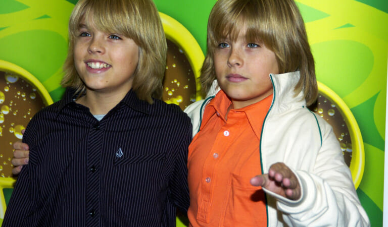 Cole and Dylan Sprouse’s ‘Suite Life’ dinner reservation is finally here