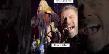 Kylie Minogue & ME! This Moment!!!! | Perez Hilton
