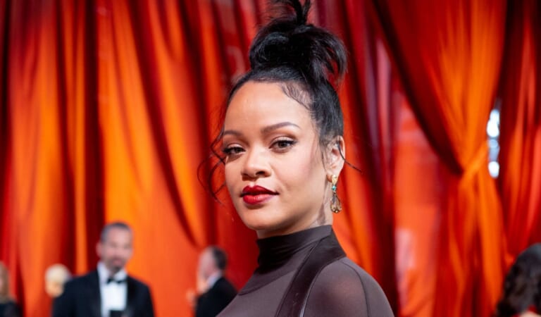 Rihanna Reveals Her “Fantasy” Plastic Surgery Procedure